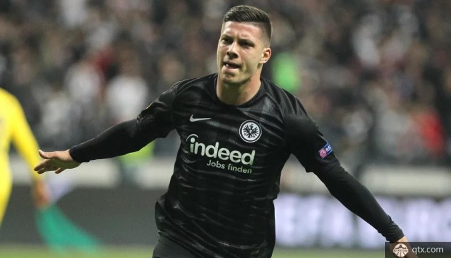 开云登录 -法兰克福今晨更衣室发声，志在西甲名次提升，媒体盛赞，纪律约束更严格的简单介绍