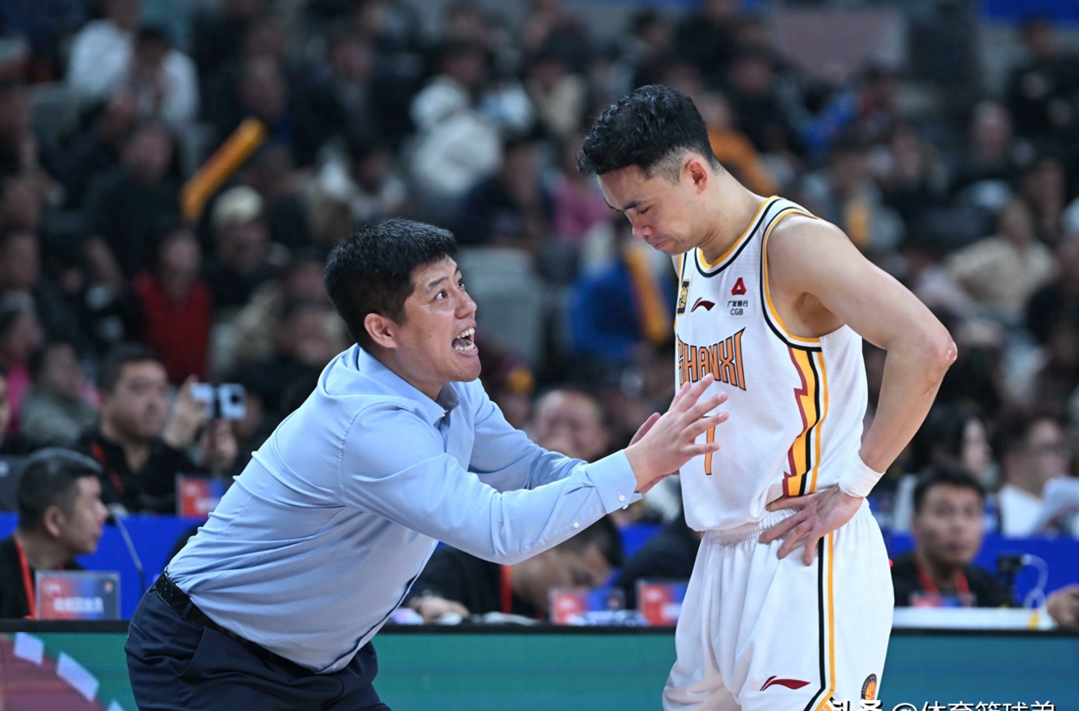 开云娱乐网站 -山东男篮内部会议纪要流出：赛前扳平良机，德国杯使命明确，轮换策略成焦点 